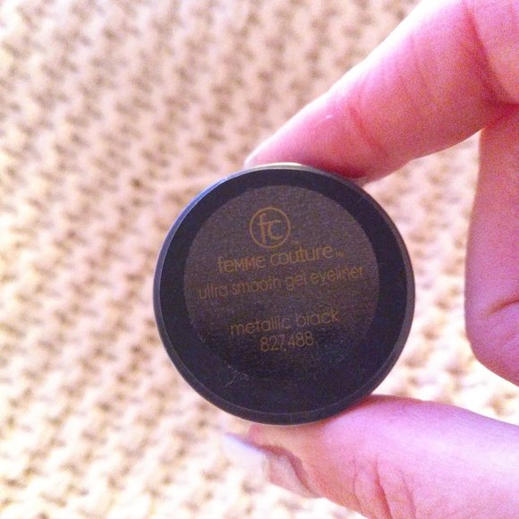 NEW femme couture ultra smooth gel eyeliner BOGO - Picture 1 of 2